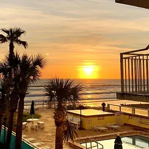Sea Shells Club Hotel