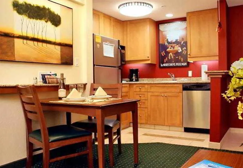 Residence Inn By Marriott Daytona Beach Speedway/Airport 3*,